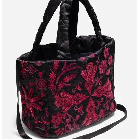 JOHNNY WAS QUILTED TOTE BAG - Picture 3 of 5